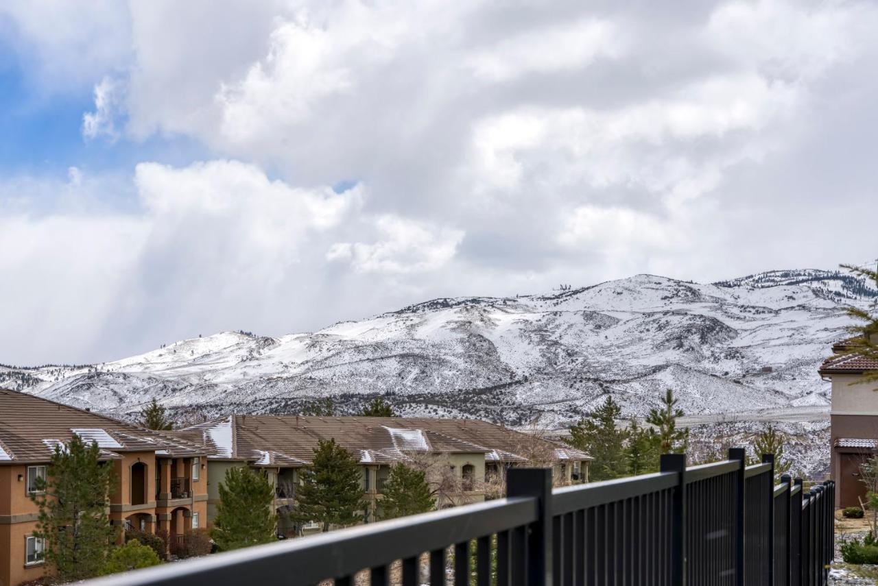 Luxury Retreat - King Beds, Hot Tub, & Pool - Family & Remote Work Friendly Apartment Reno Exterior photo